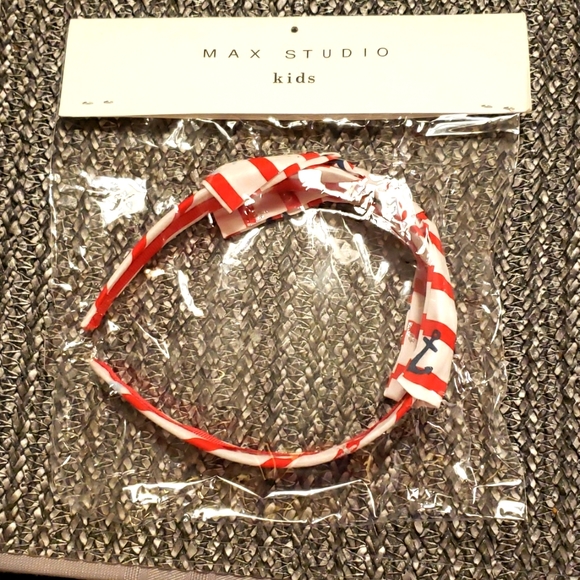 MaxStudio Kids Head Band (Red, White & Blue Hair) - Picture 4 of 11